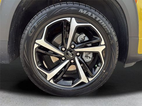 Used 2023 Chevrolet TrailBlazer RS w/ Convenience Package AWD/4WD image 30