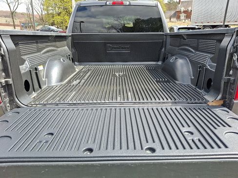 Used 2021 RAM 1500 Big Horn image 28