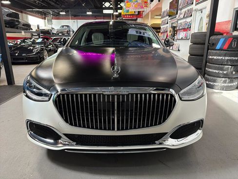 Used 2022 Mercedes-Benz Maybach S 580 4MATIC image 2