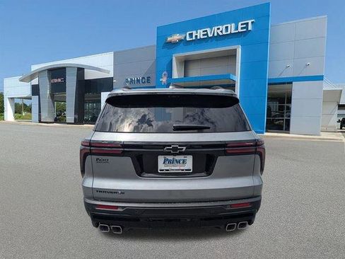 New 2026 Chevrolet Traverse LT w/ Midnight/Sport Edition FWD image 6