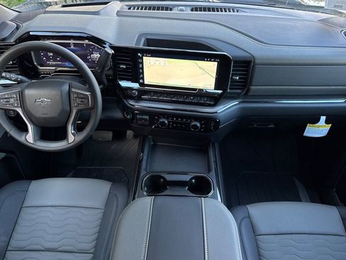 New 2026 Chevrolet Silverado 2500 ZR2 AWD/4WD image 13