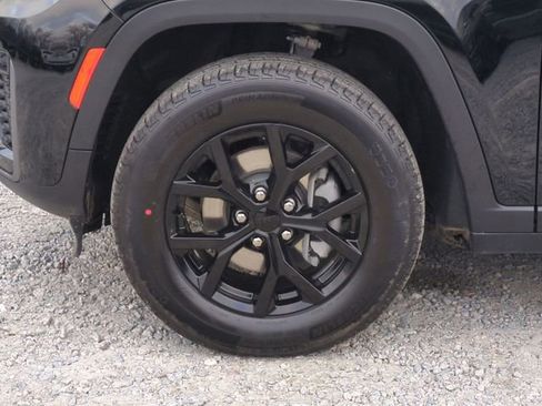 New 2026 Jeep Grand Cherokee Altitude AWD/4WD image 10