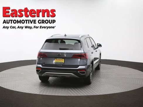 Used 2022 Volkswagen Taos SE FWD image 36