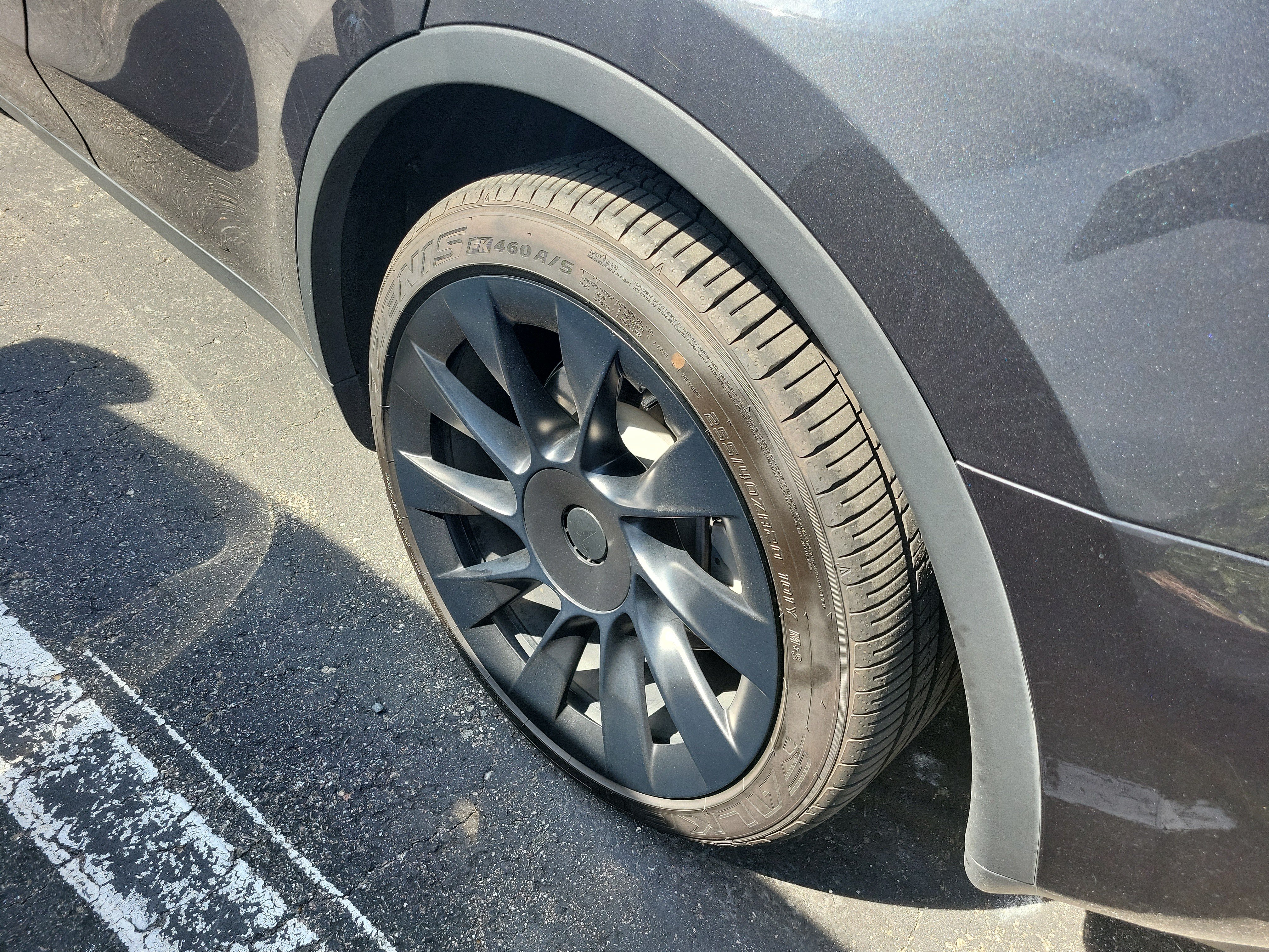 Used 2024 Tesla Model Y Long Range RWD image 5