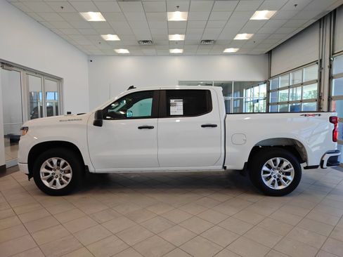 Used 2025 Chevrolet Silverado 1500 Custom AWD/4WD image 6