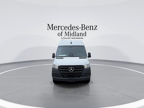 New 2026 Mercedes-Benz Sprinter 2500 image 3