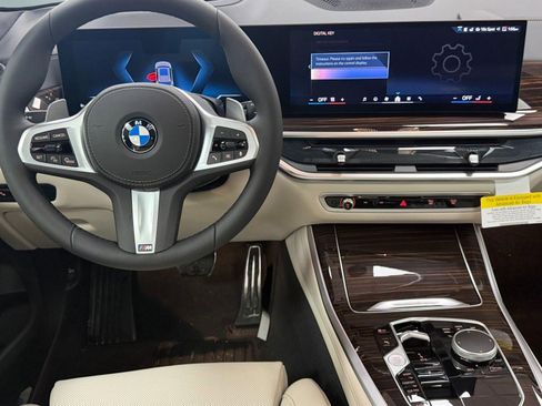 New 2026 BMW X5 xDrive40i w/ M Sport Package image 23