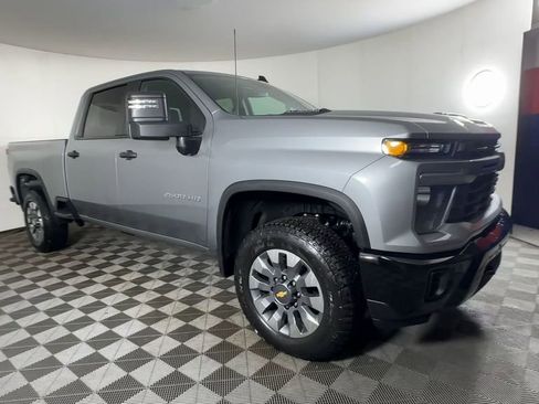 New 2026 Chevrolet Silverado 2500 Custom w/ Custom Value Package image 3