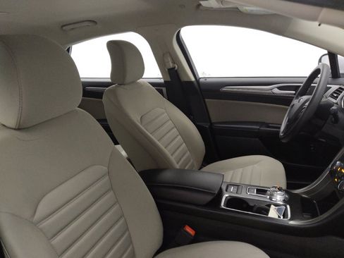 Used 2018 Ford Fusion S image 21