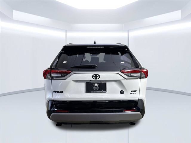 Used 2025 Toyota RAV4 XSE w/ Advanced Technology Package AWD/4WD image 33