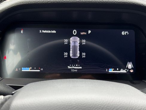 New 2025 Jeep Grand Cherokee Altitude image 23