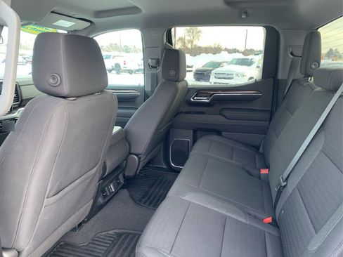 Used 2023 Chevrolet Silverado 1500 LT image 19