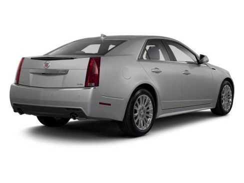 Used 2010 Cadillac CTS Sedan RWD image 2