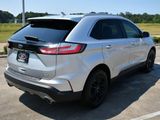 Used 2019 Ford Edge SEL w/ Equipment Group 201A image 6