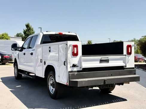 Used 2022 Ford F250 XL w/ Power Equipment Group AWD/4WD image 11