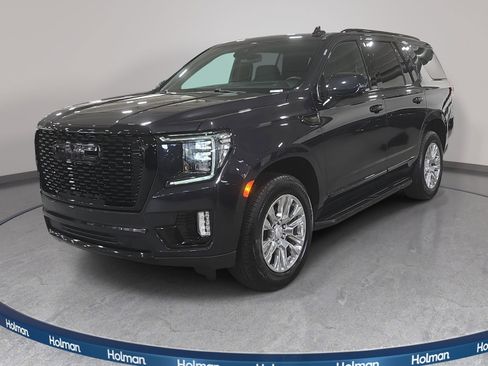 Used 2024 GMC Yukon Denali RWD image 1