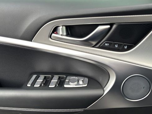 Certified 2026 Genesis G70 2.5T Prestige image 17