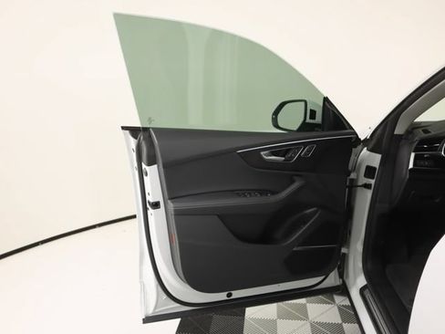 Certified 2023 Audi Q8 Premium Plus AWD/4WD image 10