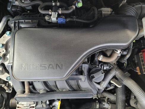 Used 2017 Nissan Rogue Sport SV image 30