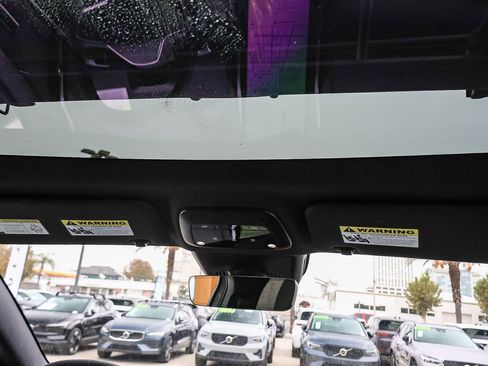 New 2026 Volvo EX30 Cross Country Ultra w/ Protection Package Premier image 25