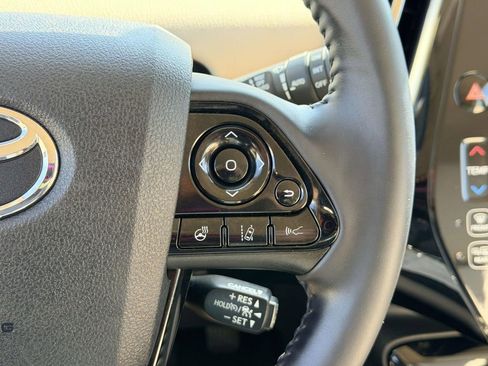 Certified 2021 Toyota Prius Limited image 8