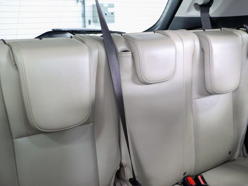 Used 2020 Subaru Ascent Limited w/ Technology Package image 30