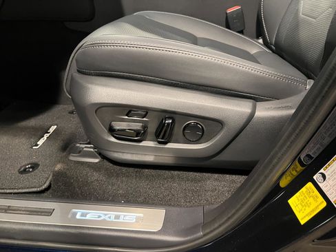 Used 2026 Lexus GX 550 image 27