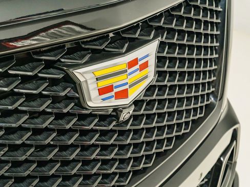 Used 2025 Cadillac Escalade V AWD/4WD image 40