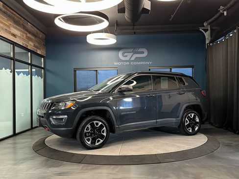 Used 2017 Jeep Compass Trailhawk w/ Navigation Group AWD/4WD image 7