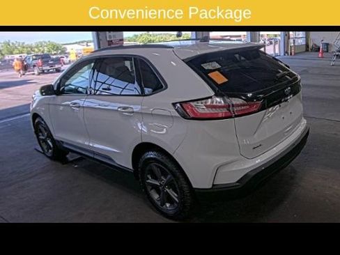 Used 2024 Ford Edge SEL w/ Sport Appearance Package AWD/4WD image 3