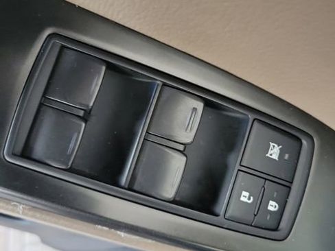 Used 2022 Lexus GX 460 Premium image 18