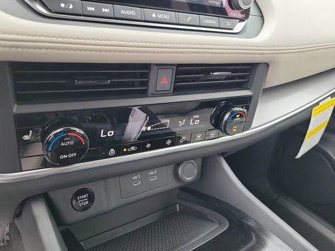 New 2026 Nissan Rogue Dark Armor AWD/4WD image 17