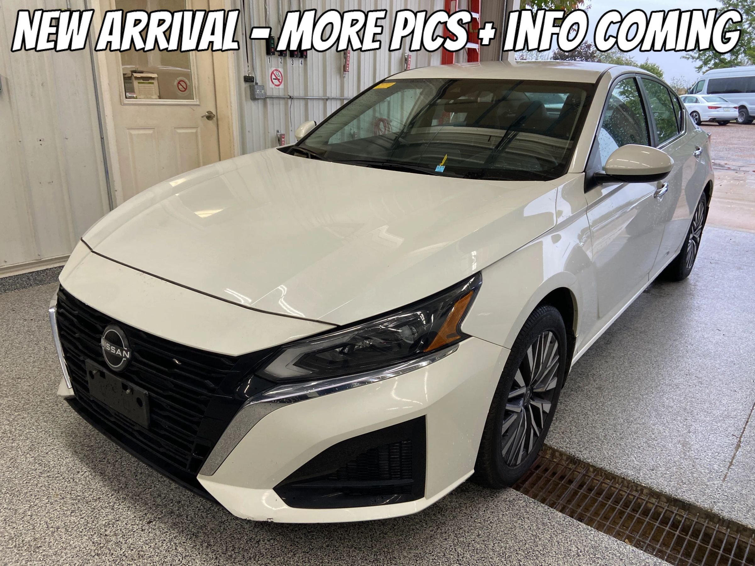 Used 2023 Nissan Altima 2.5 SV AWD/4WD image 1