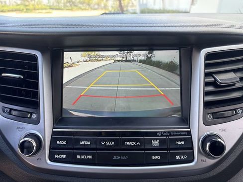 Used 2016 Hyundai Tucson Limited w/ Option Group 03 FWD image 25