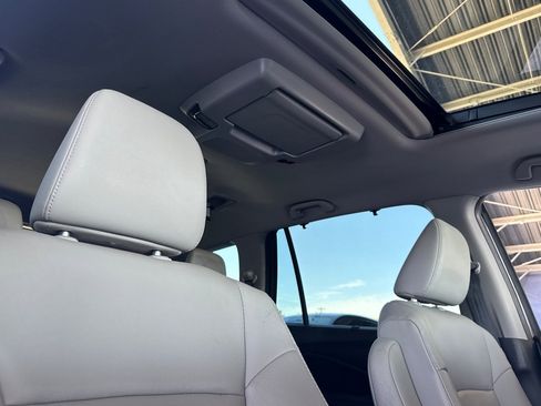 Used 2022 Honda Pilot Touring image 22