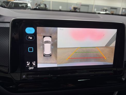 Certified 2025 Volkswagen Jetta SE image 52