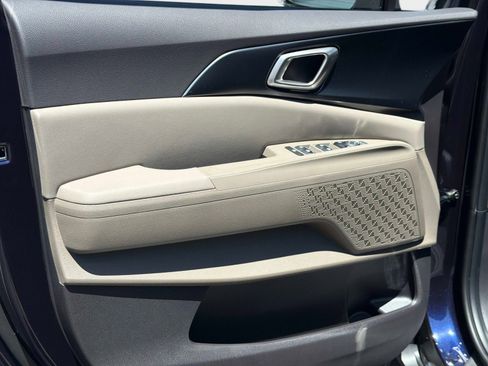 New 2026 Kia Carnival FWD image 15