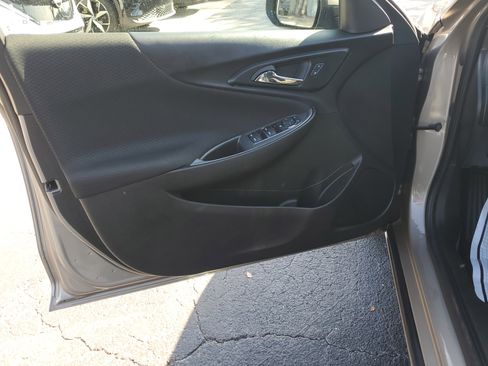 Used 2024 Chevrolet Malibu LT image 17