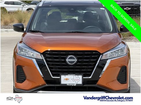 Used 2024 Nissan Kicks SV FWD image 8