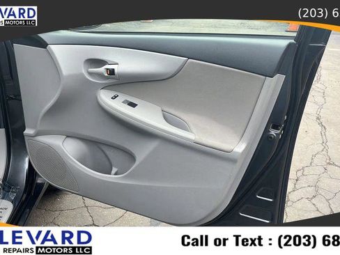 Used 2012 Toyota Corolla L image 22