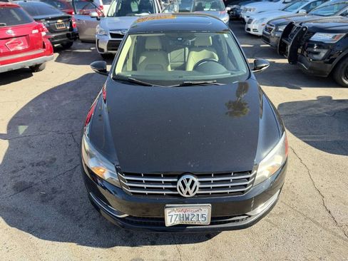 Used 2012 Volkswagen Passat 2.5 SEL Premium image 4