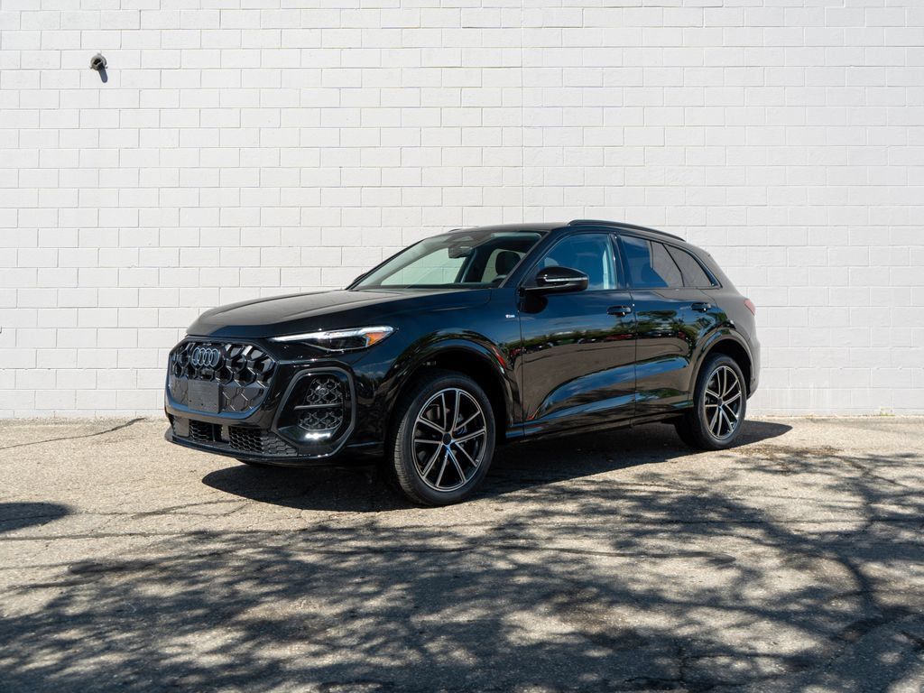 New 2026 Audi Q5 Premium Plus AWD/4WD image 1