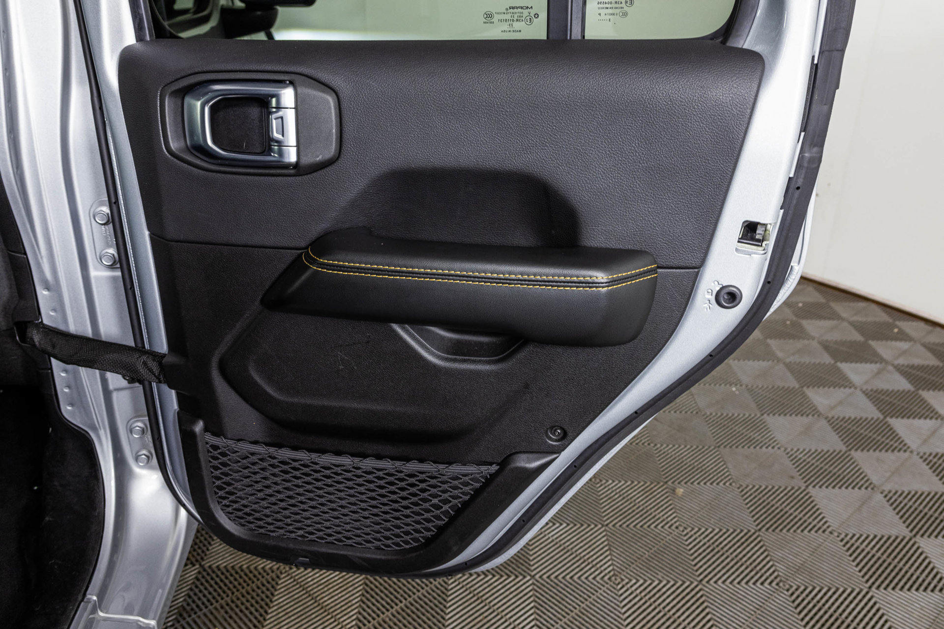 Used 2024 Jeep Wrangler Unlimited Sahara AWD/4WD image 42