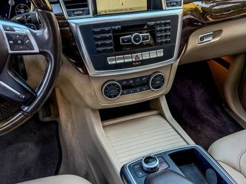 Used 2015 Mercedes-Benz ML 350 2WD image 7