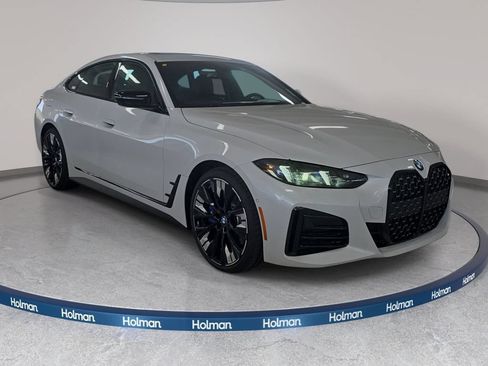 New 2026 BMW 430i w/ M Sport Package RWD image 3