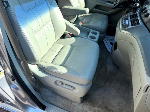 Used 2008 Honda Odyssey EX-L image 24