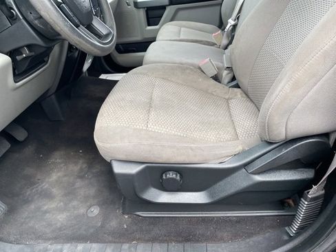 Used 2018 Ford F150 XLT w/ Trailer Tow Package image 15