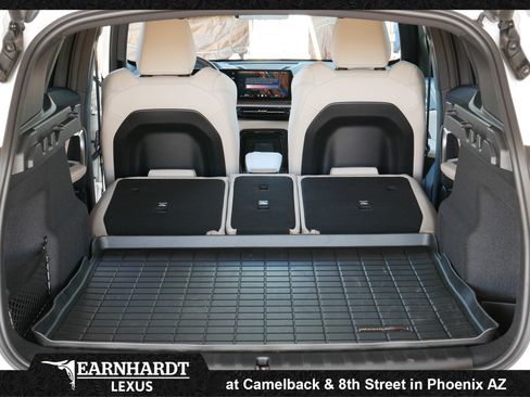 Used 2025 BMW X1 xDrive28i w/ Premium Package image 31