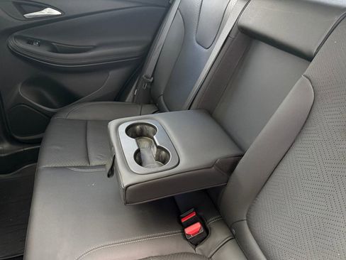 Used 2021 Buick Encore GX Essence w/ Advanced Technology Package FWD image 35
