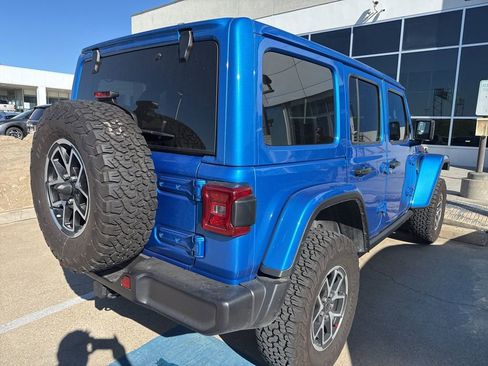 Used 2025 Jeep Wrangler Unlimited Rubicon image 6